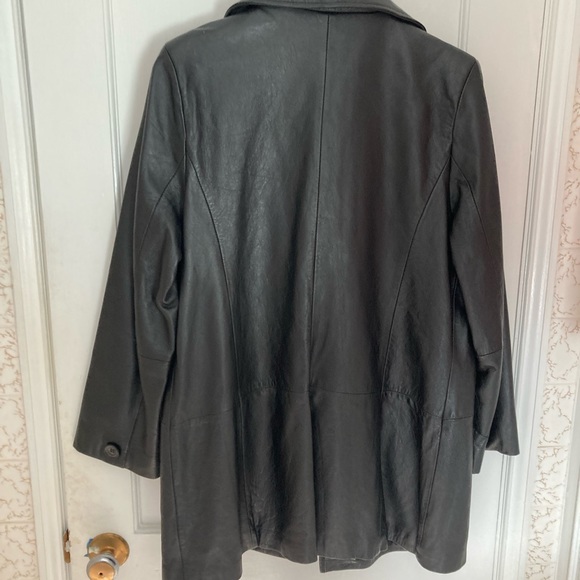 Black leather coat - Picture 2 of 2